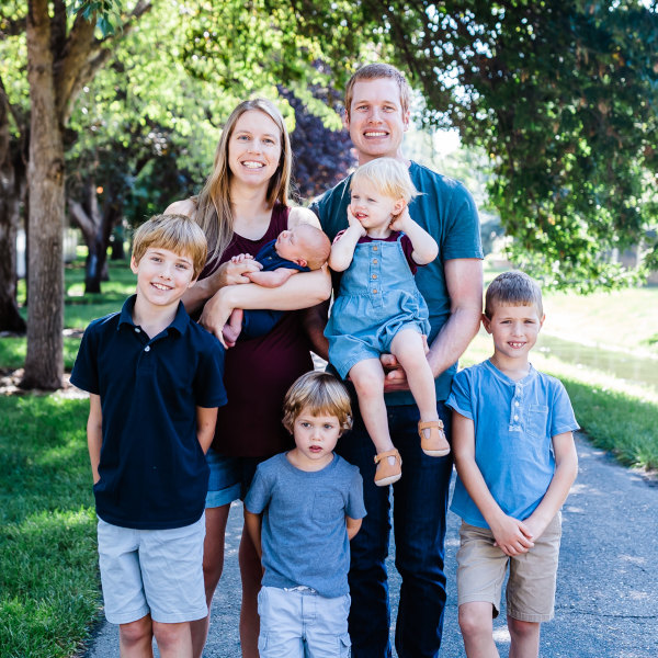 7 Lawlers, big cheesin' it.